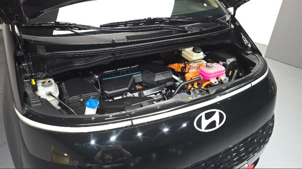 HYUNDAI Staria - Vista 7
