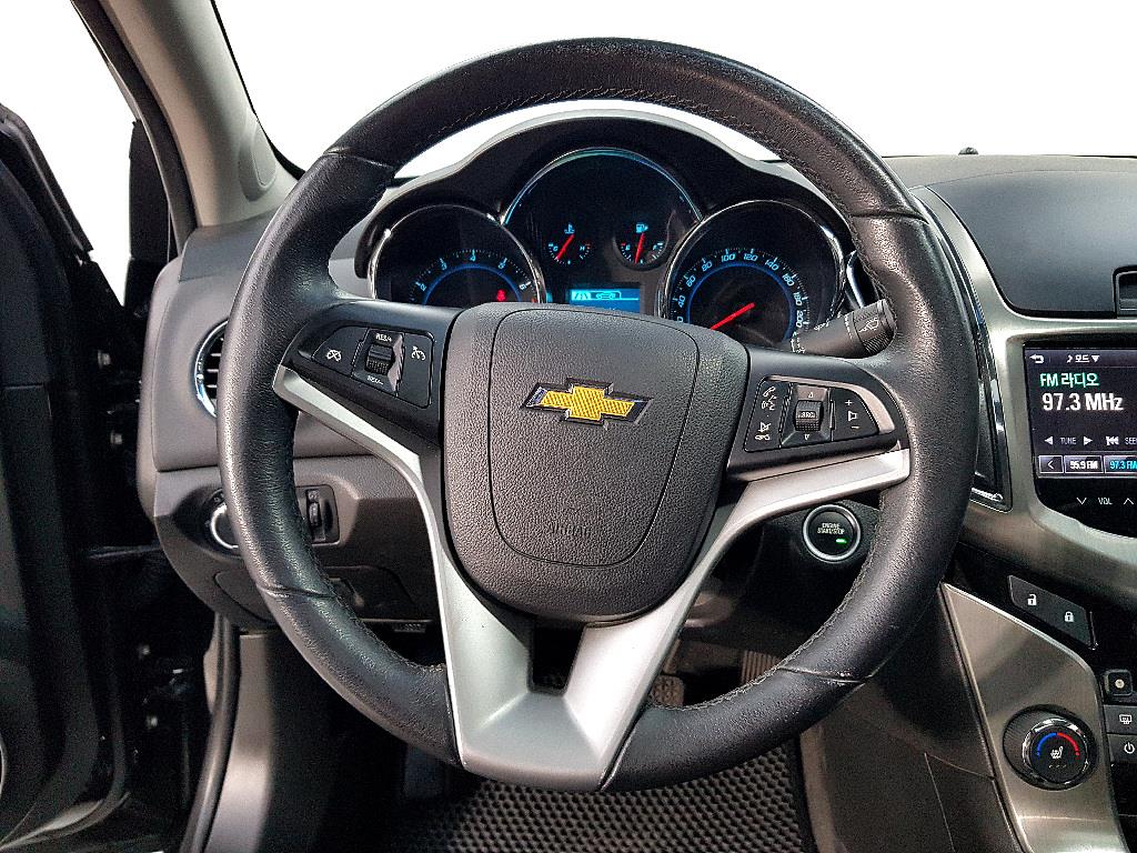 Chevrolet Cruise 2014 Negro - Importación desde Corea - HF Imports Iquique - Foto 13