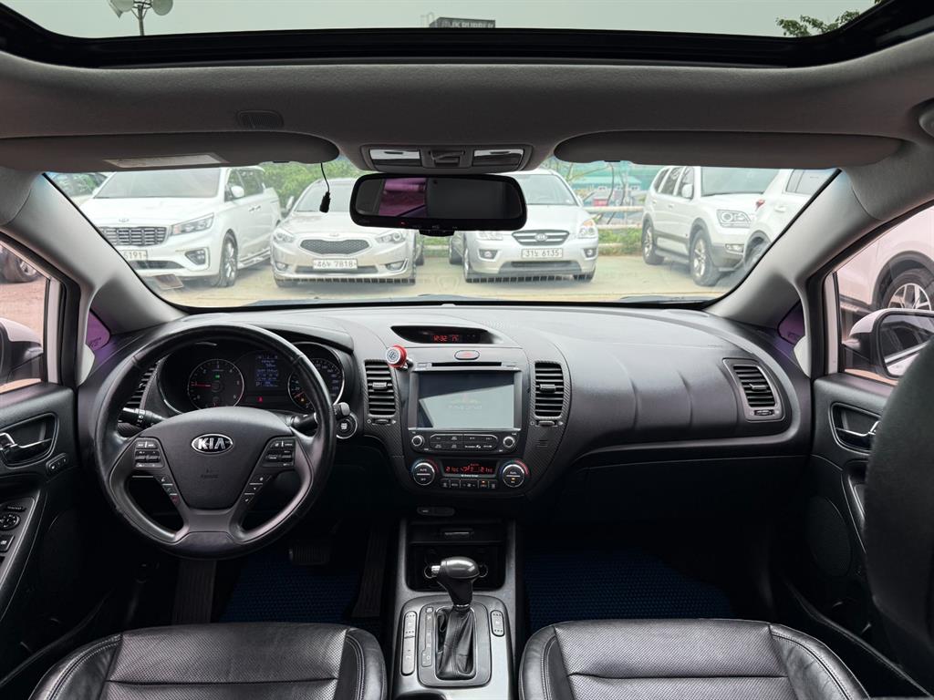 KIA K3 - Vista 7