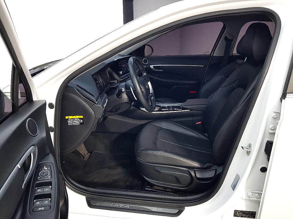 HYUNDAI Sonata - Vista 8