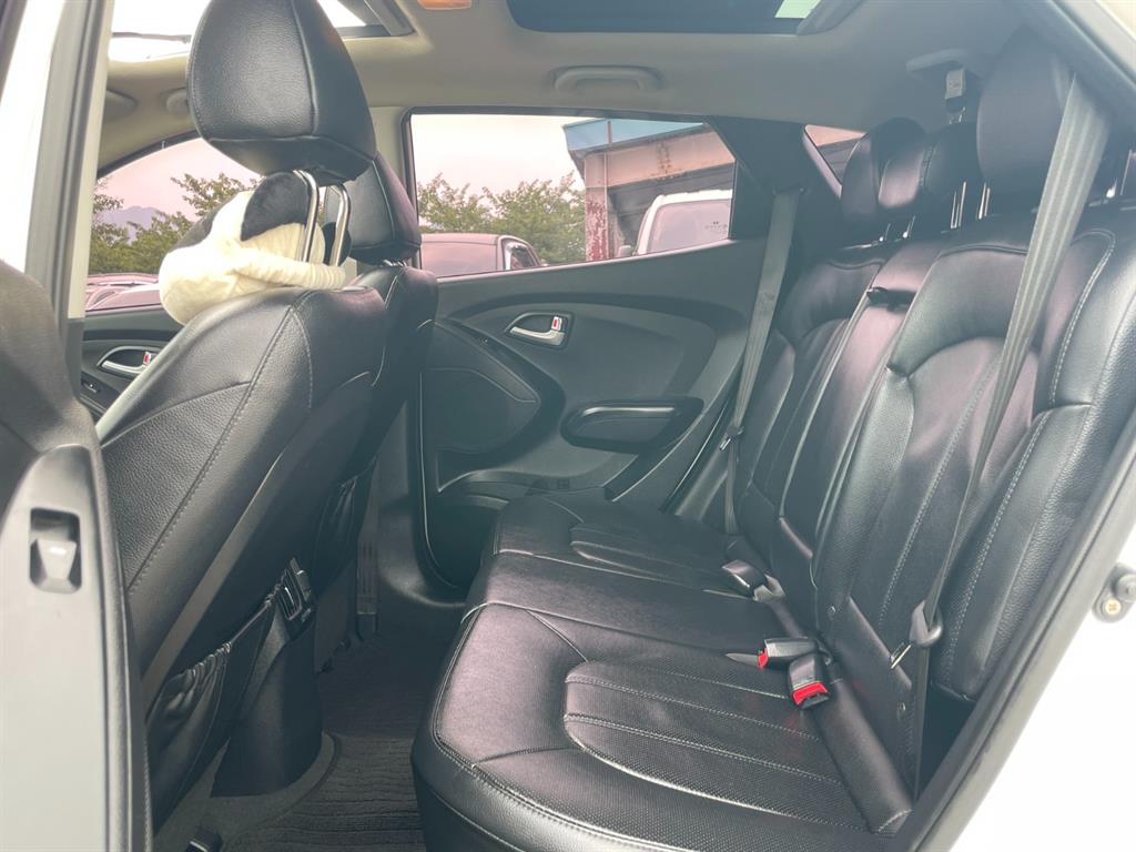 HYUNDAI Tucson - Vista 9