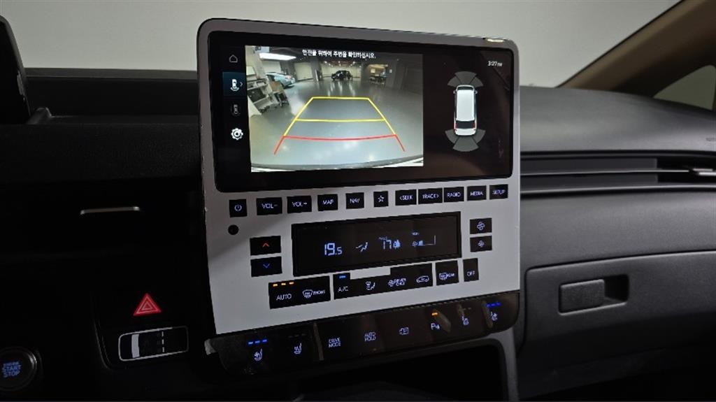 HYUNDAI Staria 2025 Negro - Importación desde Corea - HF Imports Iquique - Foto 15
