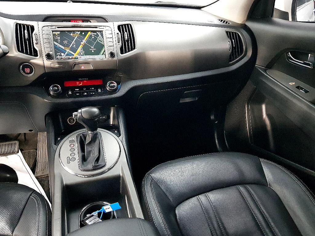 KIA Sportage - Vista 10