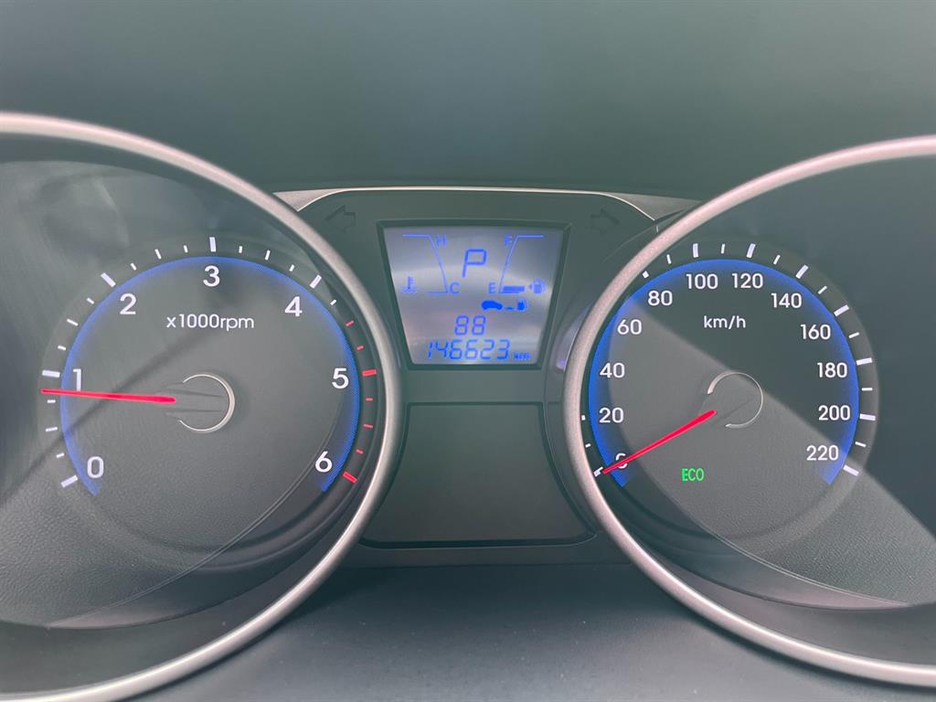 HYUNDAI Tucson - Vista 5