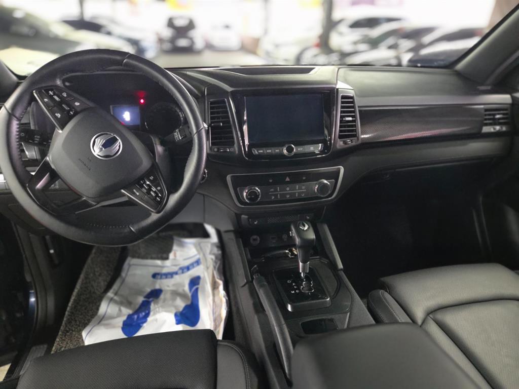 Ssangyong Rexton - Vista 9