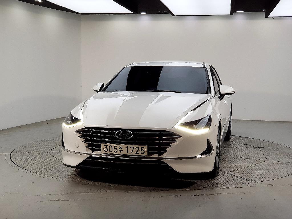 HYUNDAI Sonata - Vista 2