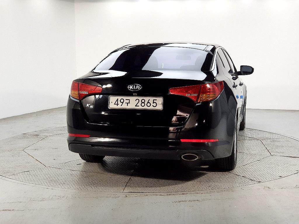 KIA K5 - Vista 3