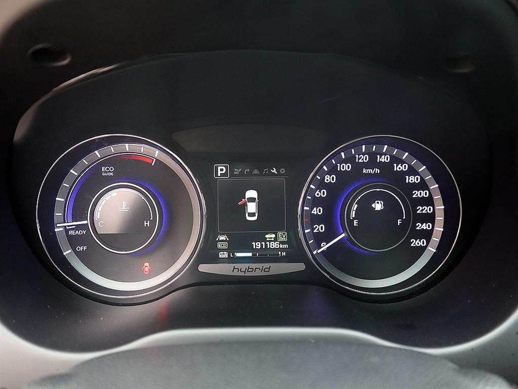HYUNDAI Grandeur 2016 Blanco - Importación desde Corea - HF Imports Iquique - Foto 9