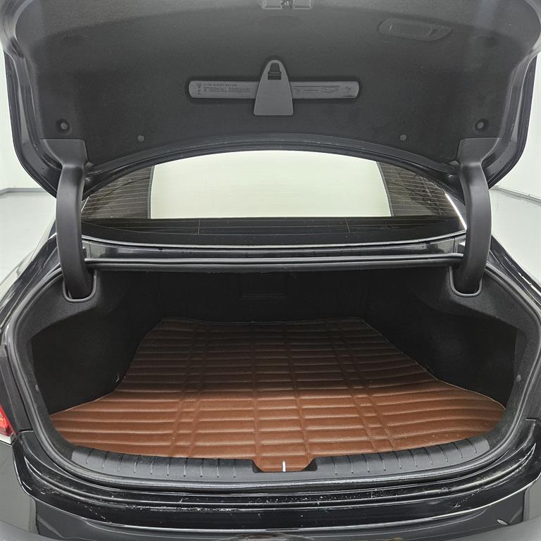 HYUNDAI Grandeur - Vista 5