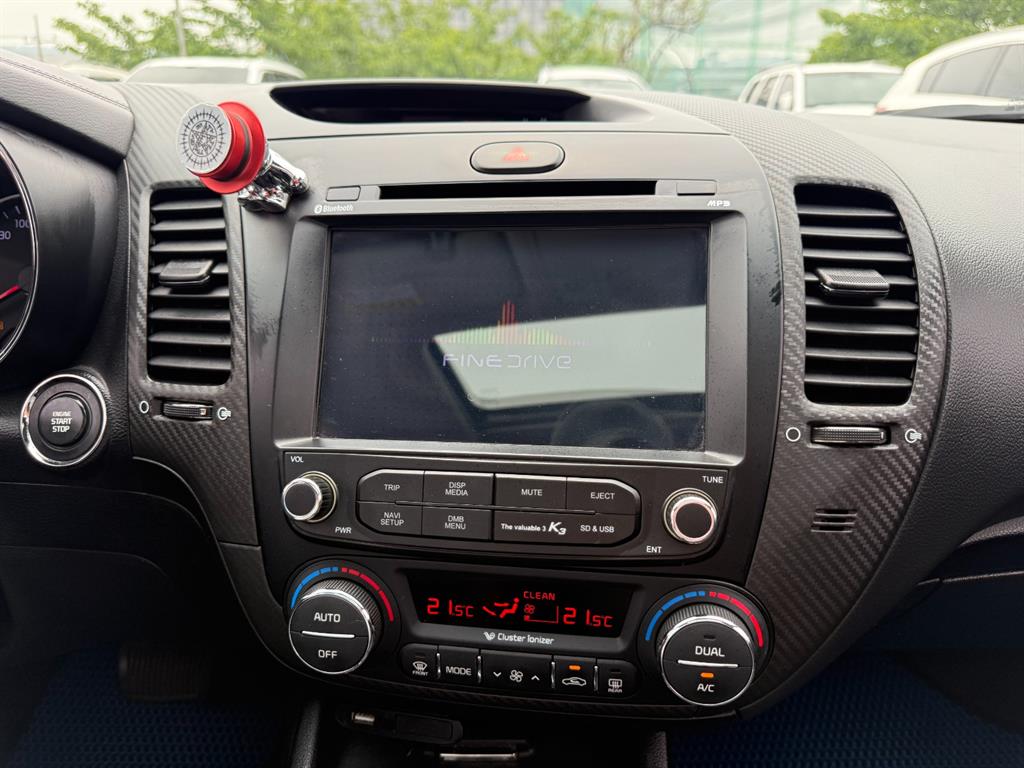 KIA K3 - Vista 11