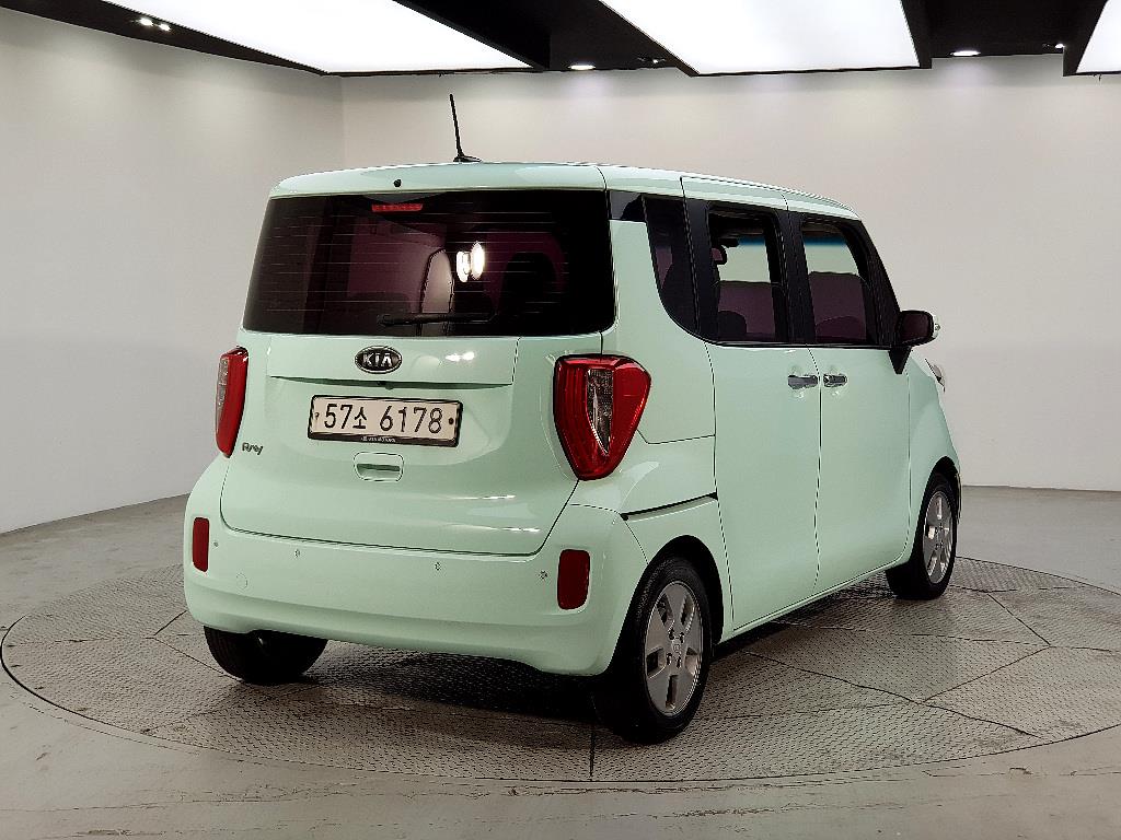 KIA Ray - Vista 4