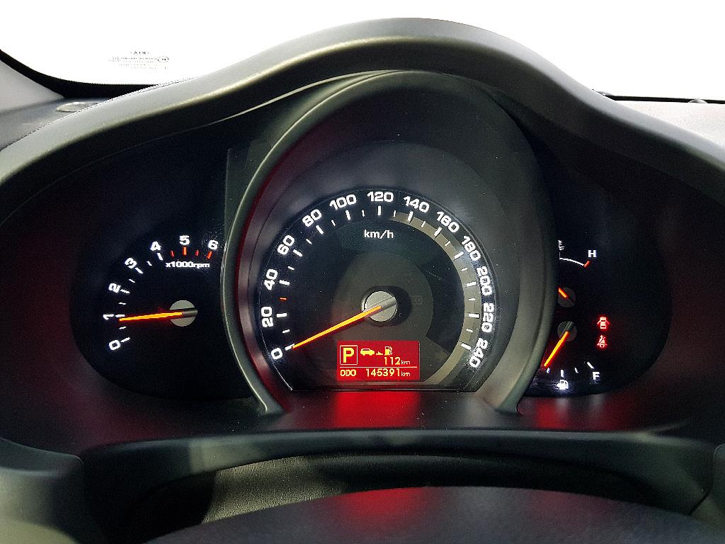 KIA Sportage - Vista 6