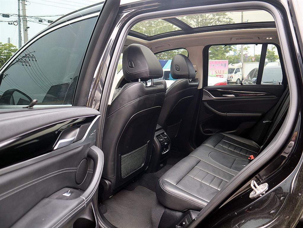 BMW X3 2020 Negro - Importación desde Corea - HF Imports Iquique - Foto 7