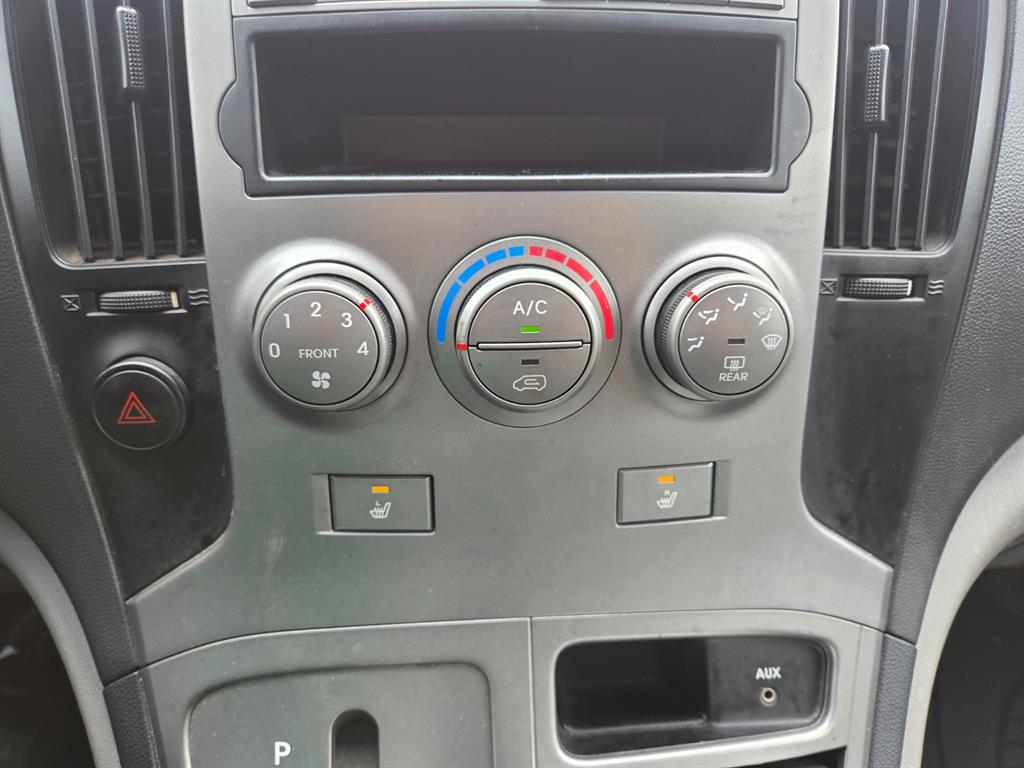 HYUNDAI Starex - Vista 9