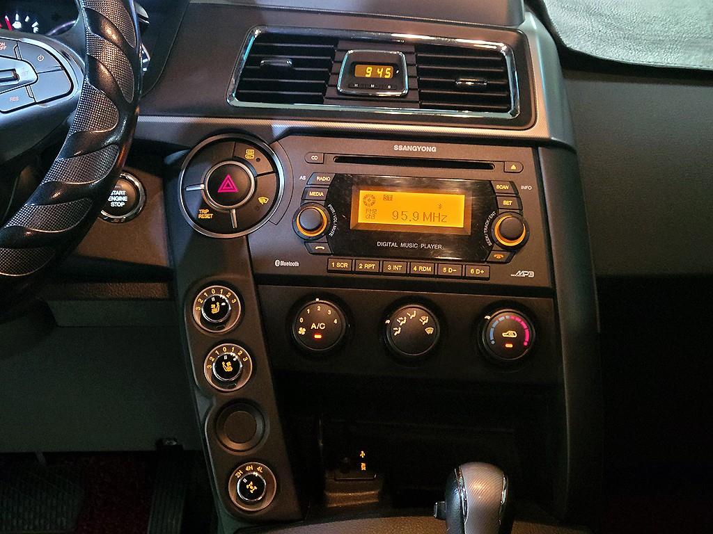 Ssangyong Korando - Vista 11