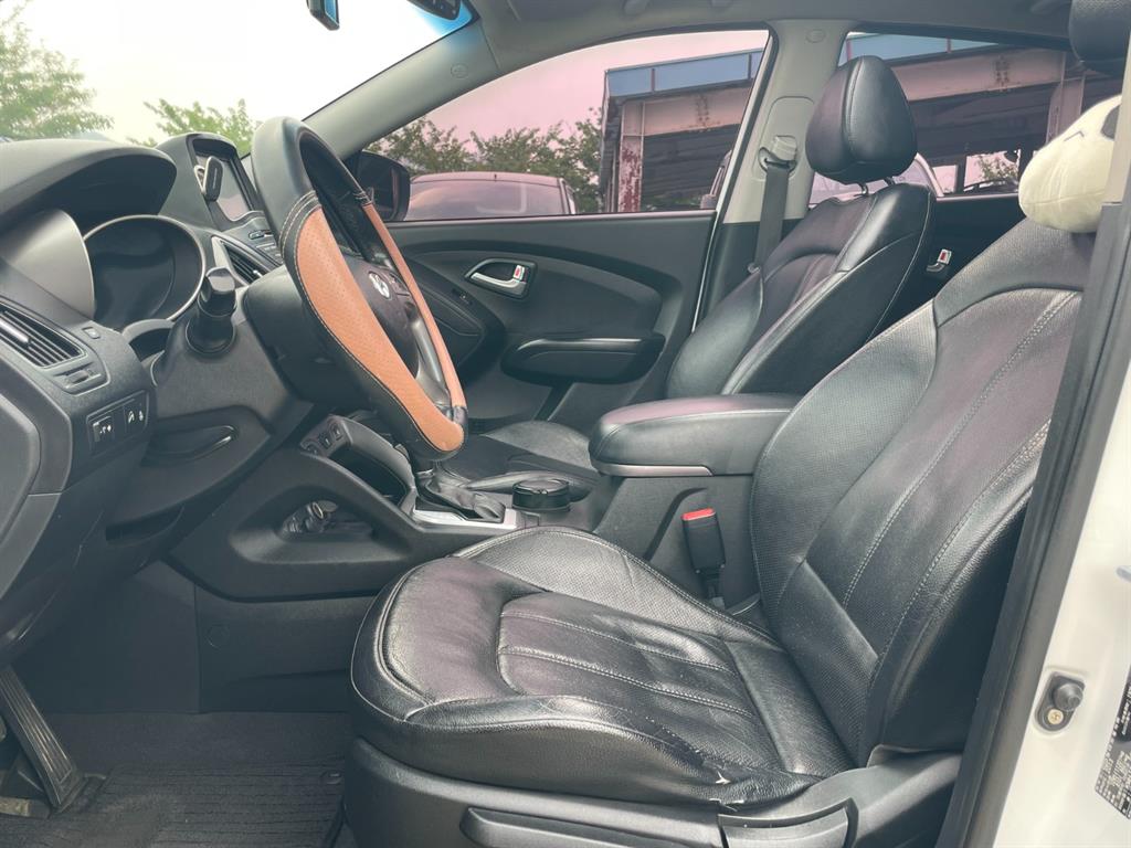 HYUNDAI Tucson - Vista 8