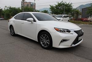 Lexus ES - Vista 6