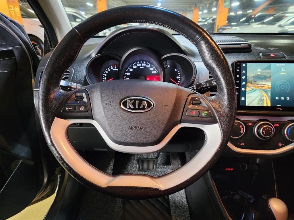 KIA Morning - Vista 11