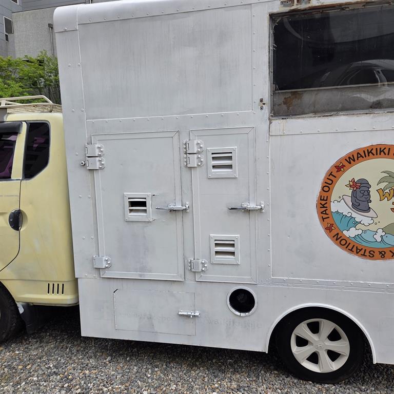 Small Truck Special (sneck/mobile sales) - Vista 5