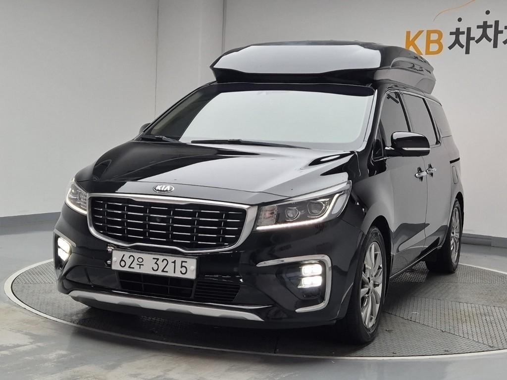 KIA Carnival 2019 Negro - Importación desde Corea - HF Imports Iquique - Foto 1