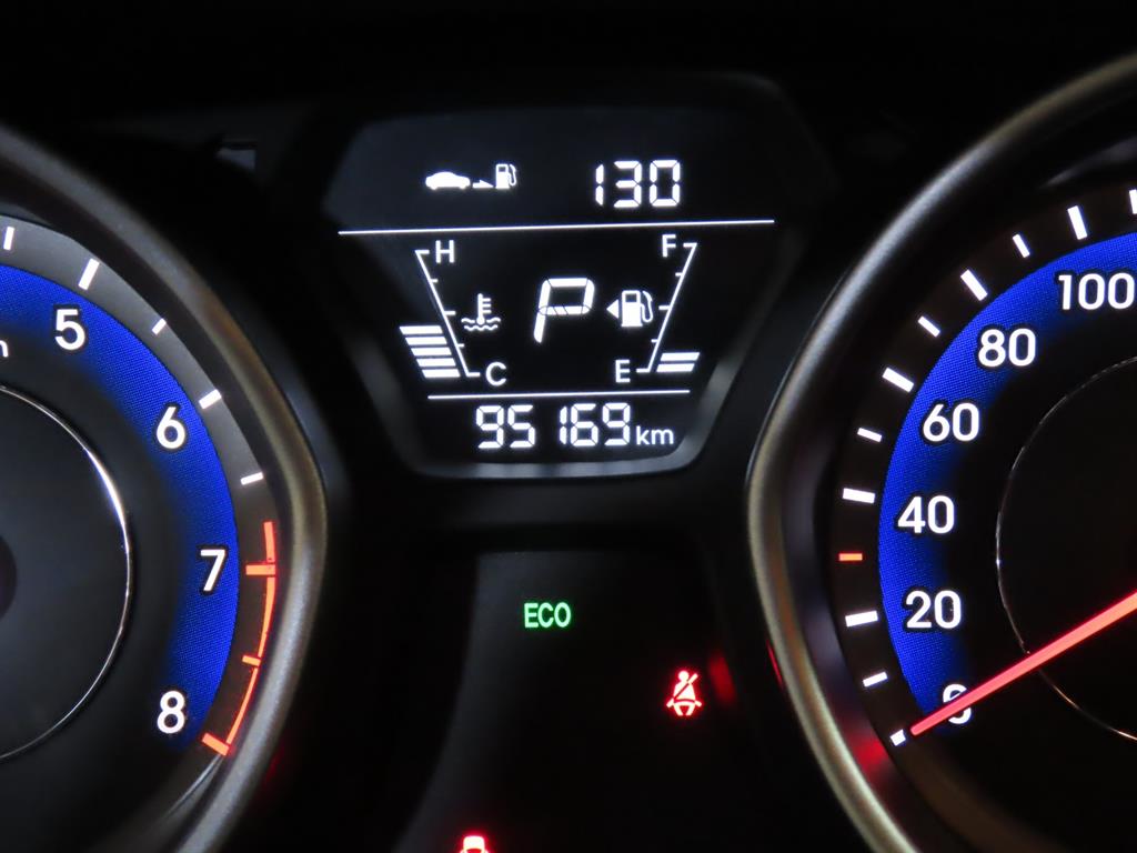 HYUNDAI Avante 2015 Plateado - Importación desde Corea - HF Imports Iquique - Foto 7