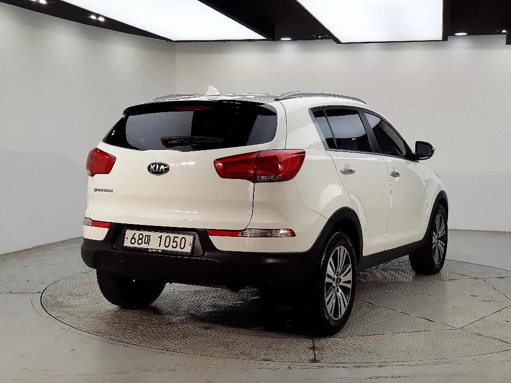 KIA Sportage - Vista 4