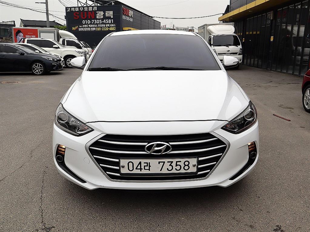 HYUNDAI Avante 2018 - Importación desde Corea - HF Imports Iquique - Foto 1