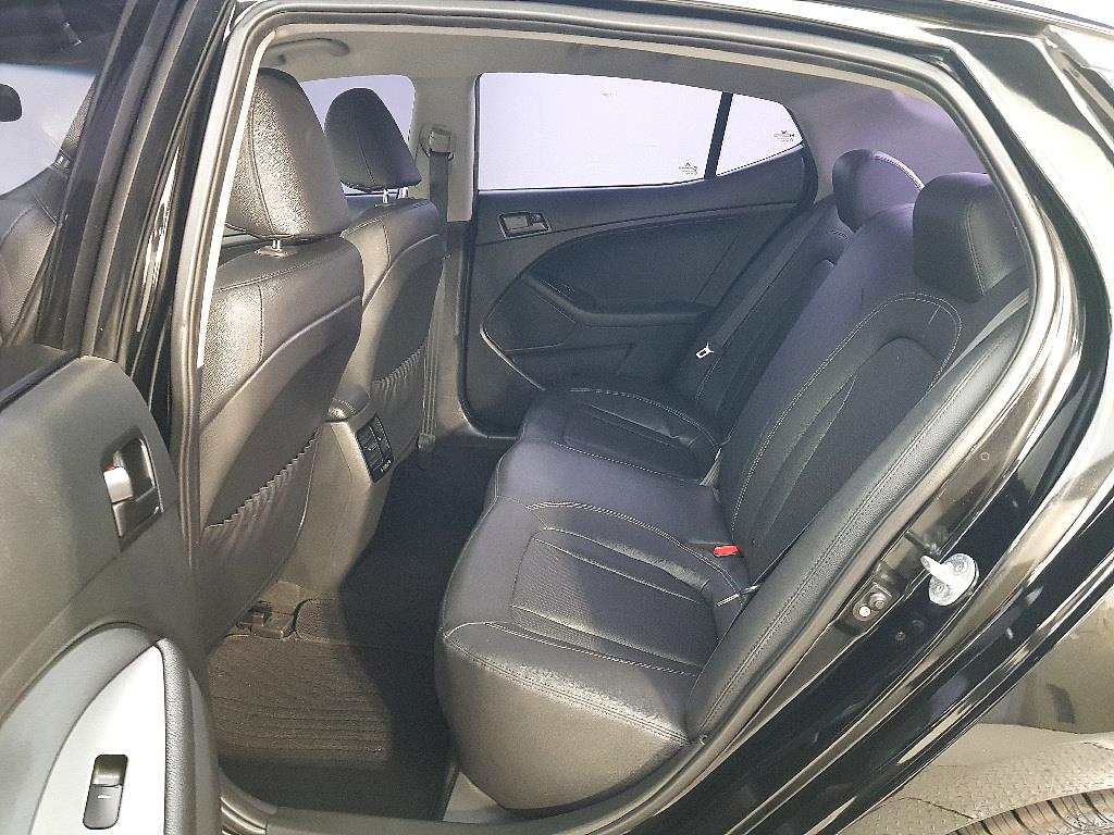 KIA K5 - Vista 8