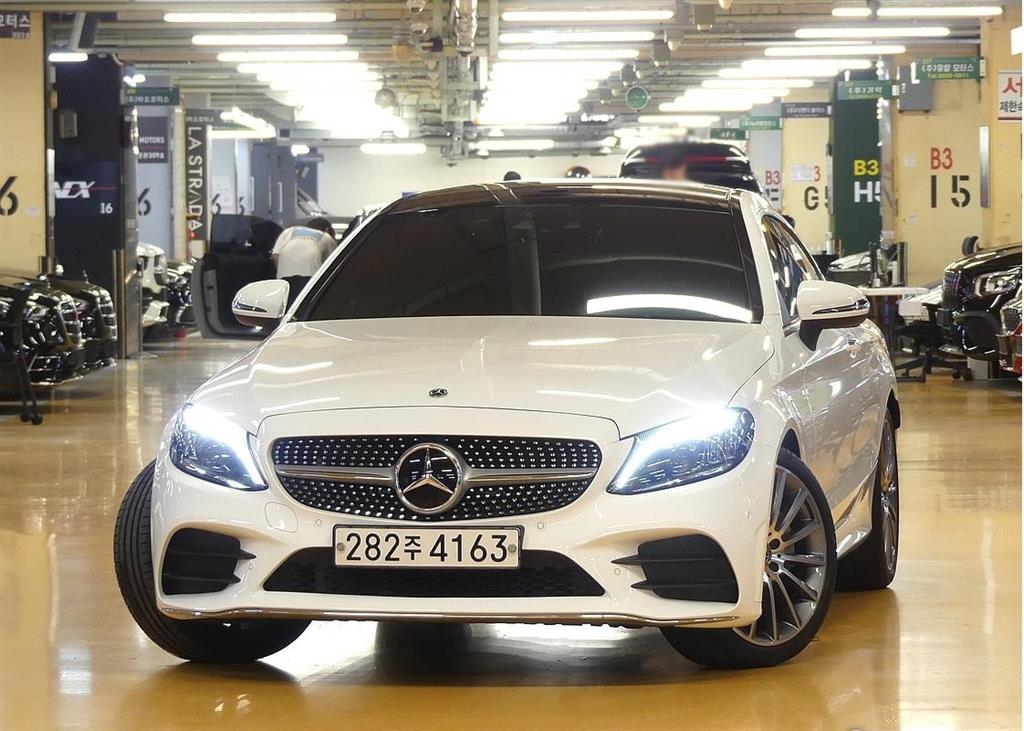 Mercedes Benz C Class - Vista 2