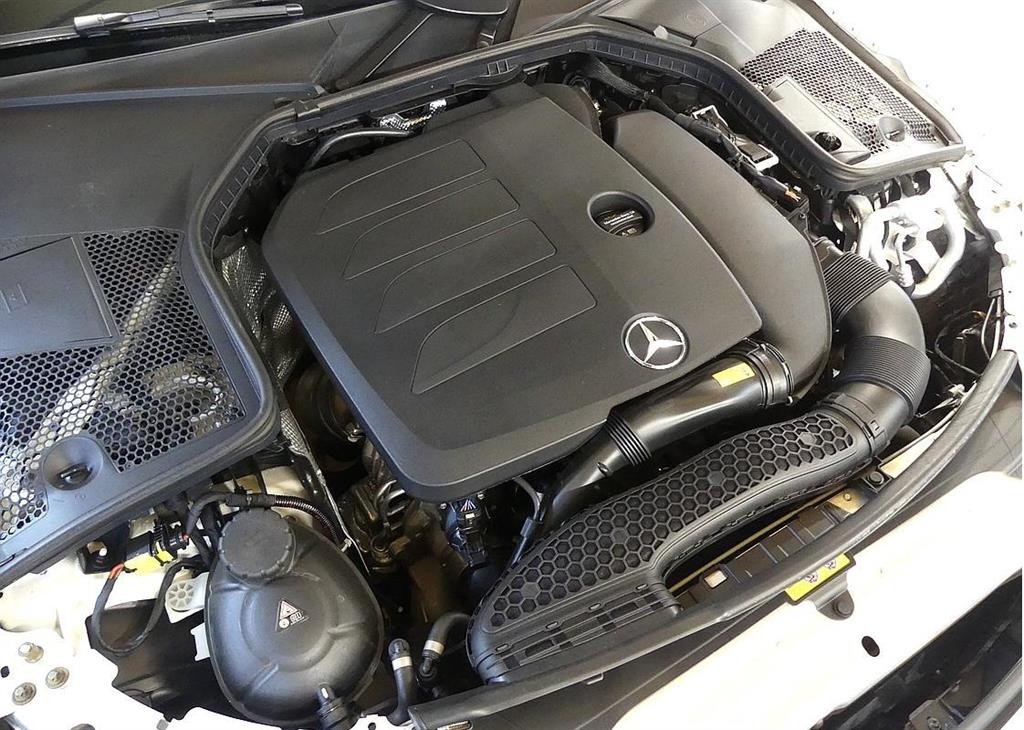 Mercedes Benz C Class - Vista 5