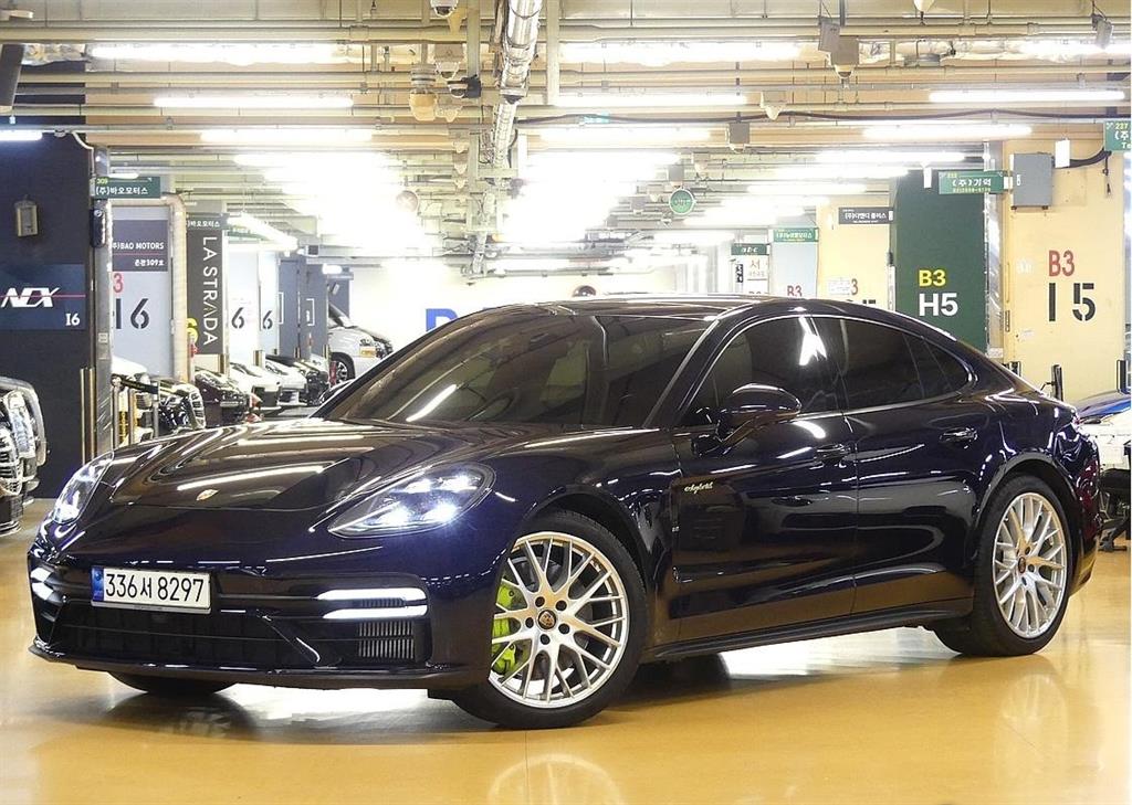 Porsche Panamera 2021 Azul - Importación desde Corea - HF Imports Iquique - Foto 1