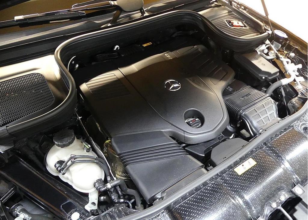 Mercedes Benz GLE Class - Vista 5