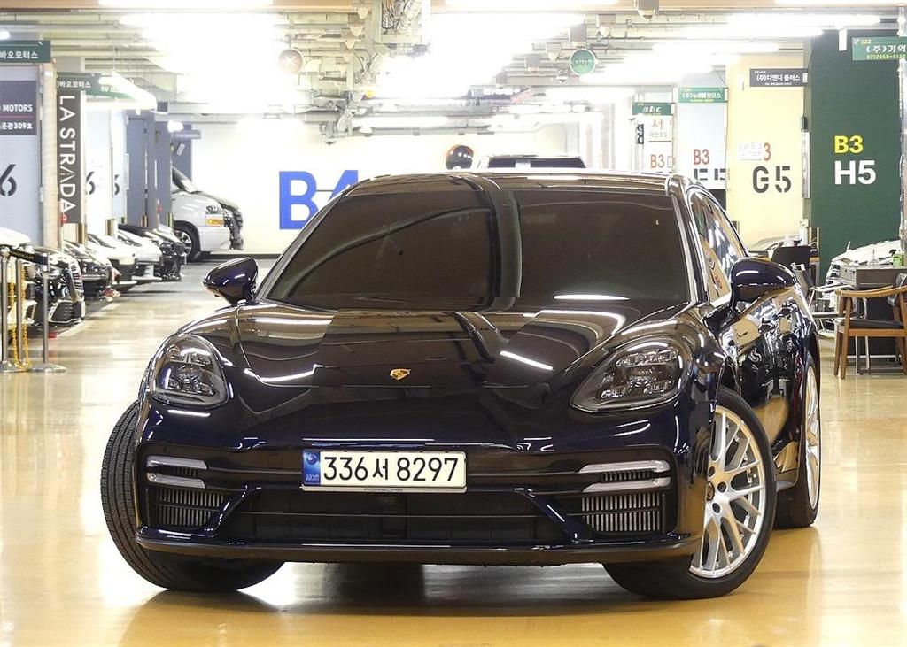 Porsche Panamera - Vista 2