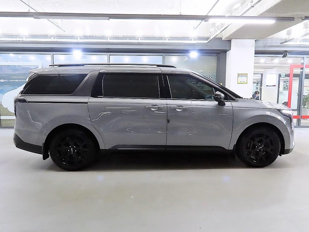 KIA Carnival - Vista 3