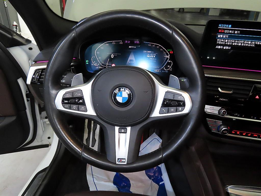BMW 5 Series - Vista 8