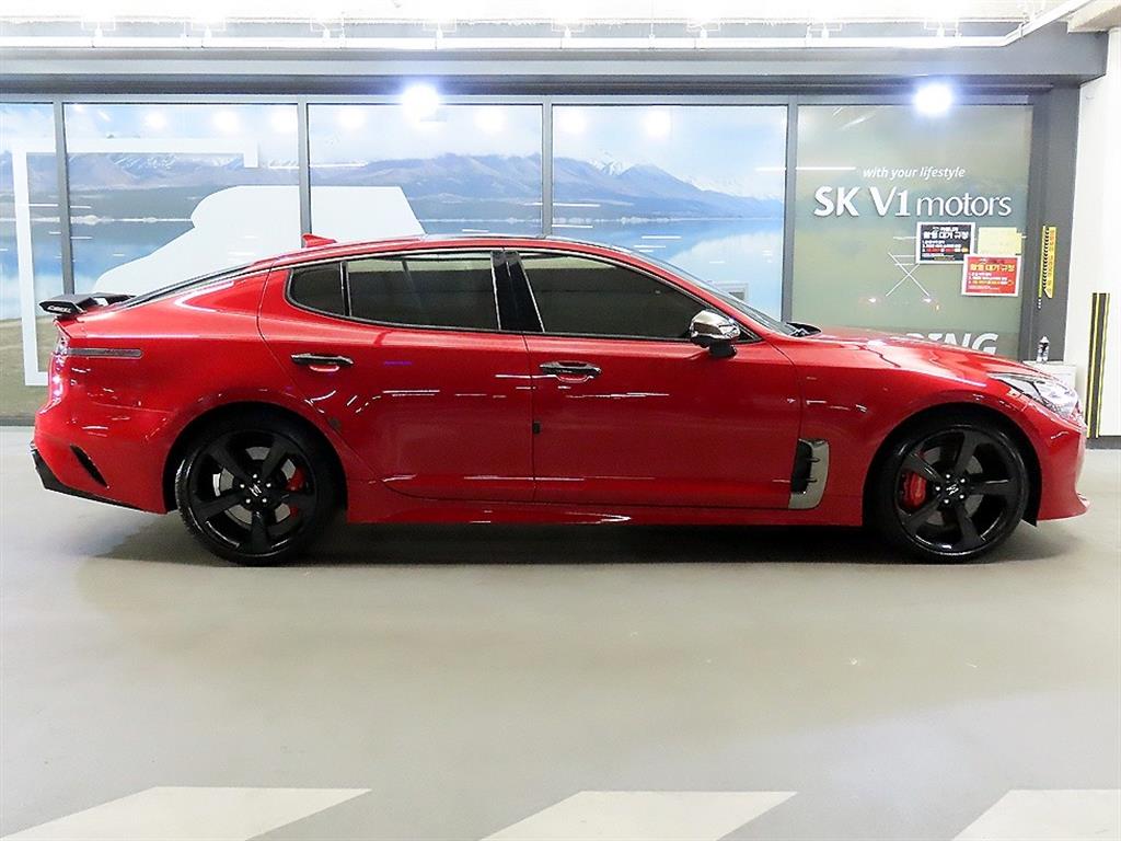 KIA Stinger - Vista 2