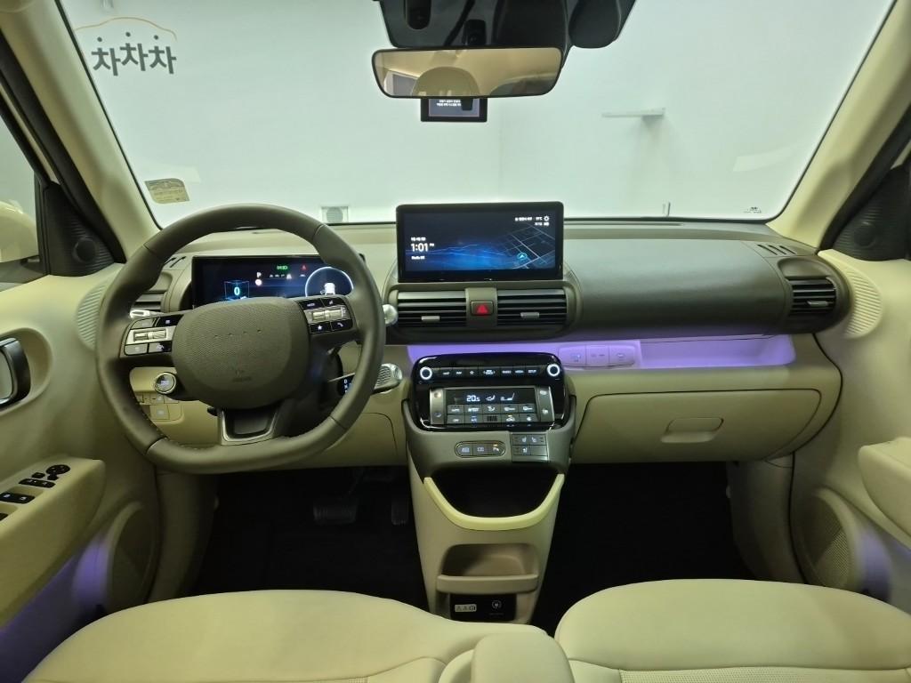 HYUNDAI Casper - Vista 6