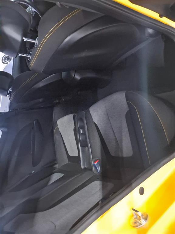 HYUNDAI Veloster - Vista 12