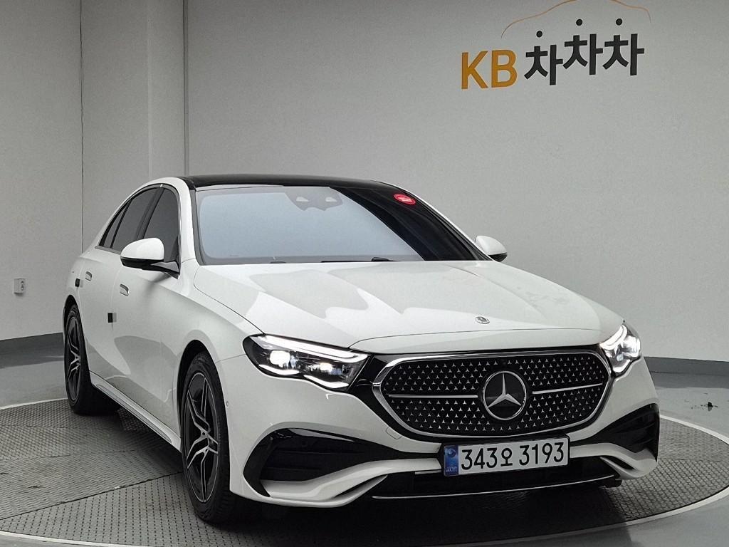 Mercedes Benz E class - Vista 4