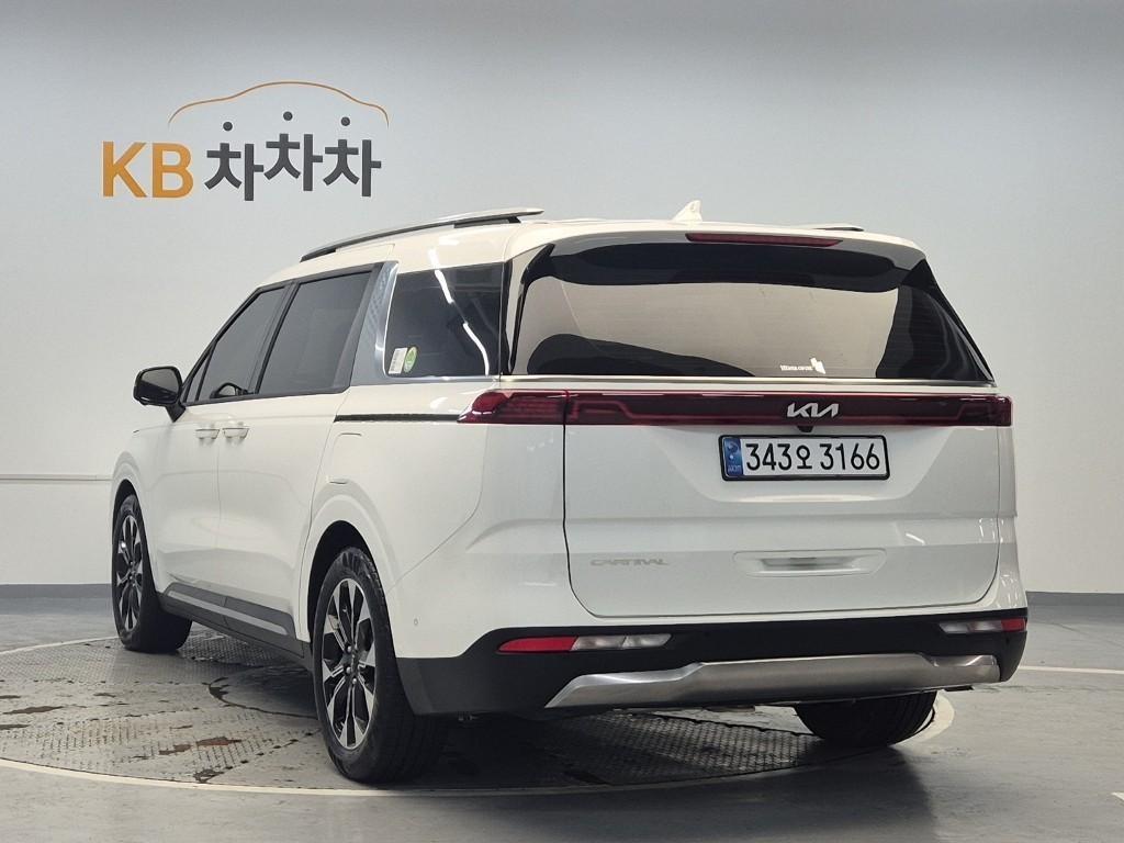 KIA Carnival - Vista 2