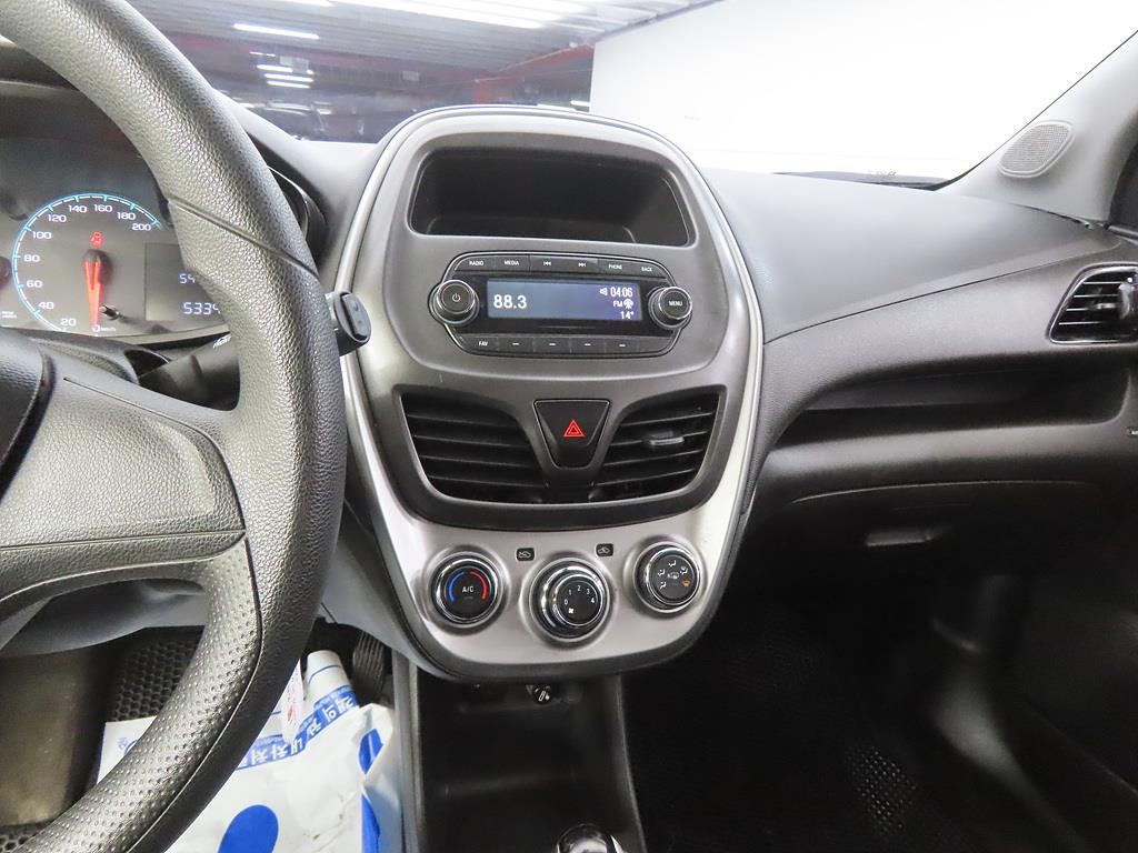 Chevrolet Spark - Vista 10