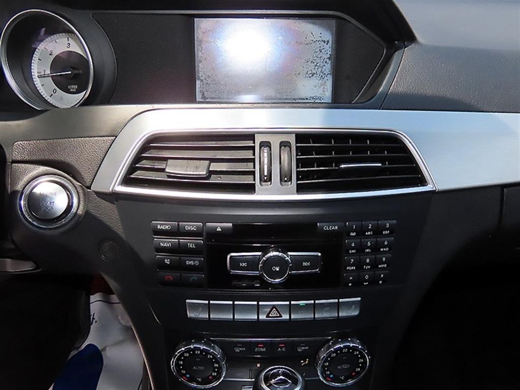 Mercedes Benz C Class - Vista 12