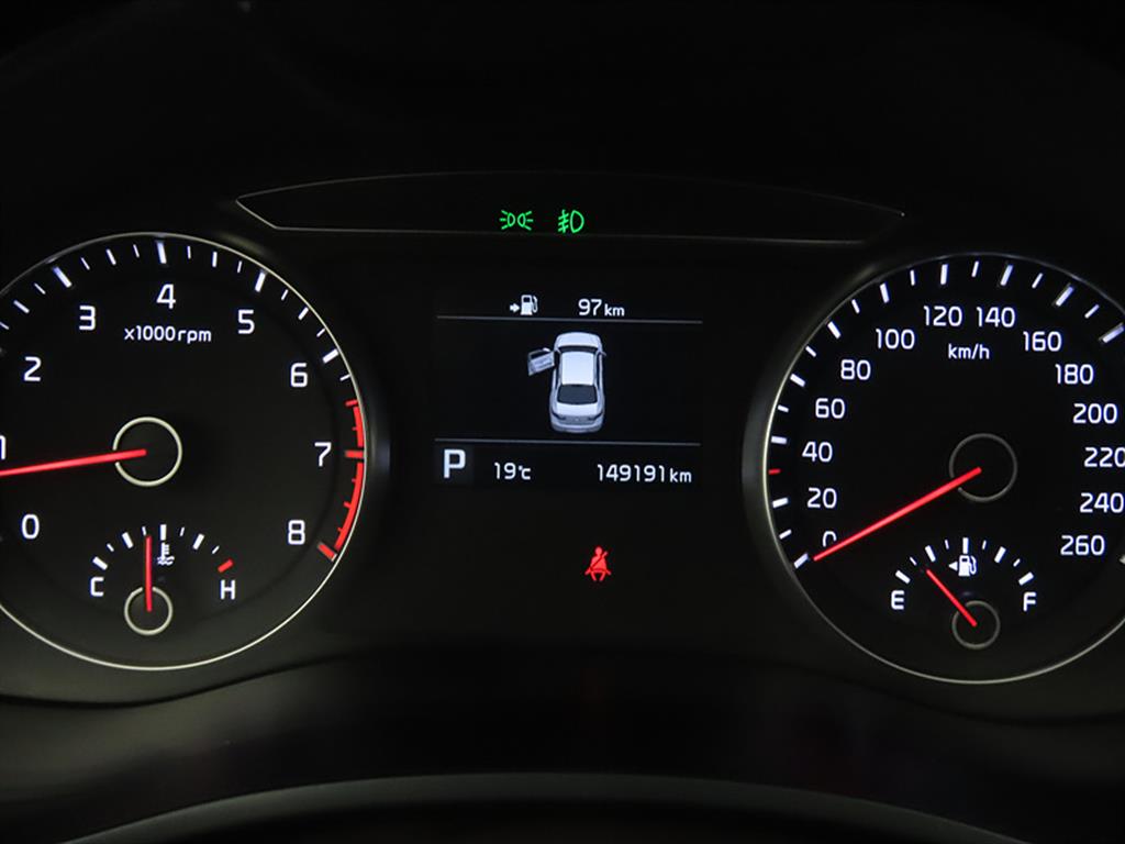 KIA K7 - Vista 9