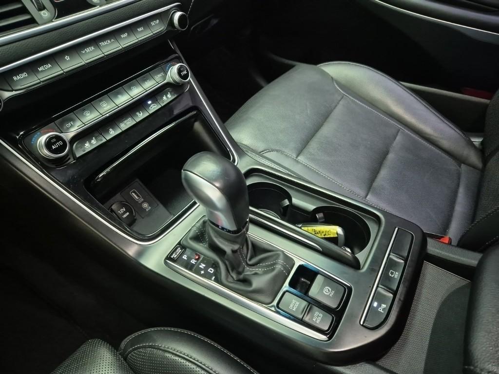 HYUNDAI Grandeur - Vista 8