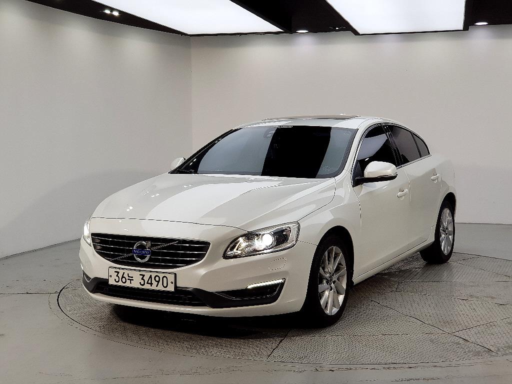 Volvo S60 2015 Blanco - Importación desde Corea - HF Imports Iquique - Foto 1