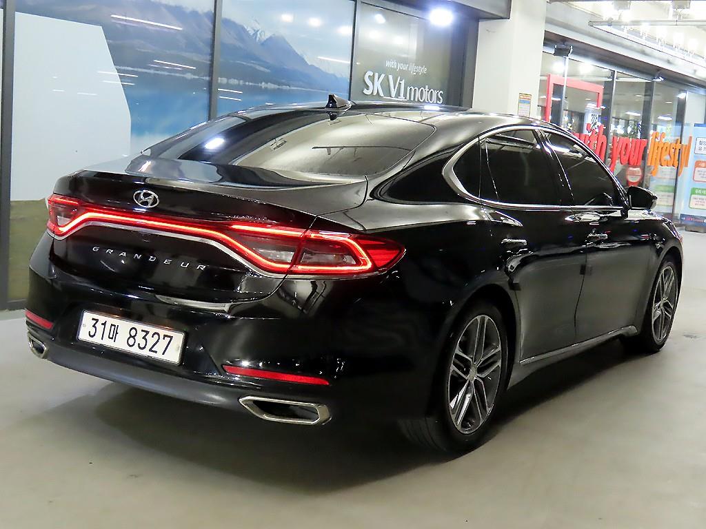 HYUNDAI Grandeur - Vista 4