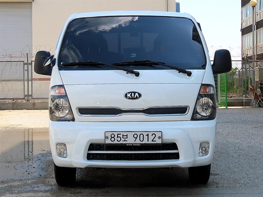 Small Truck Cargo (small) 2016 Blanco - Importación desde Corea - HF Imports Iquique - Foto 1