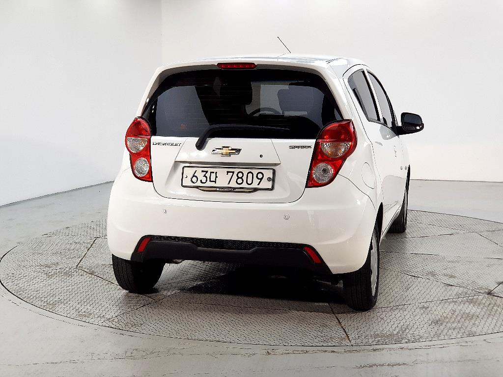 Chevrolet Spark - Vista 3