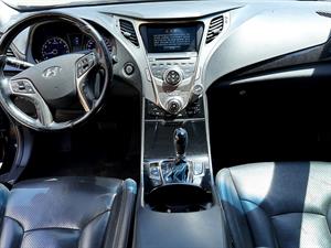 HYUNDAI Grandeur - Vista 10