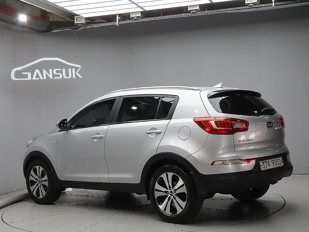 KIA Sportage - Vista 5
